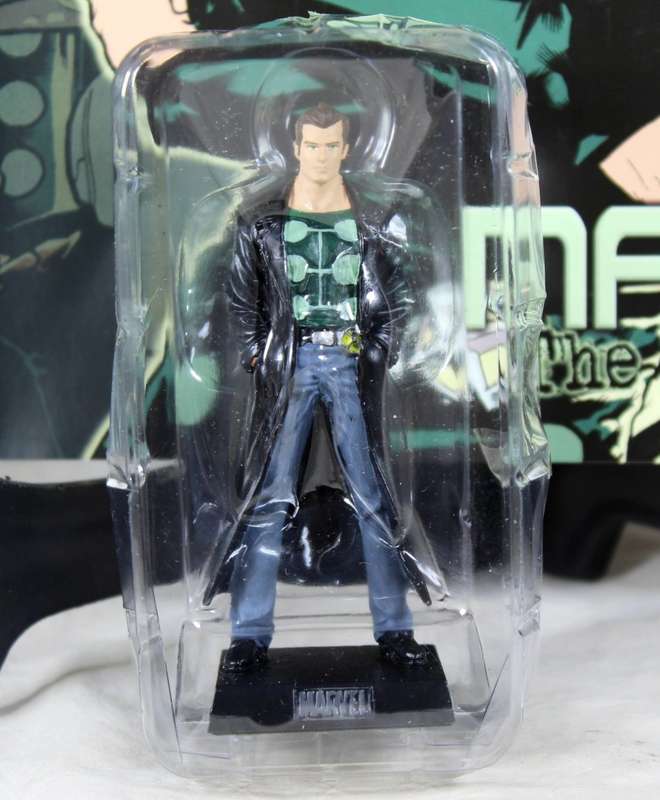 Classic Marvel - Action Figure and Book - Madrox the Multiple Man - Issue 106