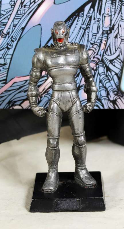 Classic Marvel collection - lead, hand painted figurine with book - Ultron