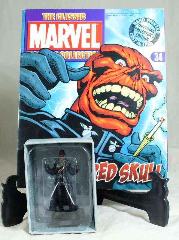 Classic Marvel collection - lead, hand painted figurine with book - Red Skull