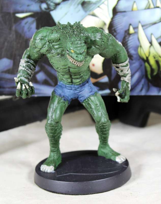 Comics super hero collection special - lead, hand painted figurine with book - Killer Croc