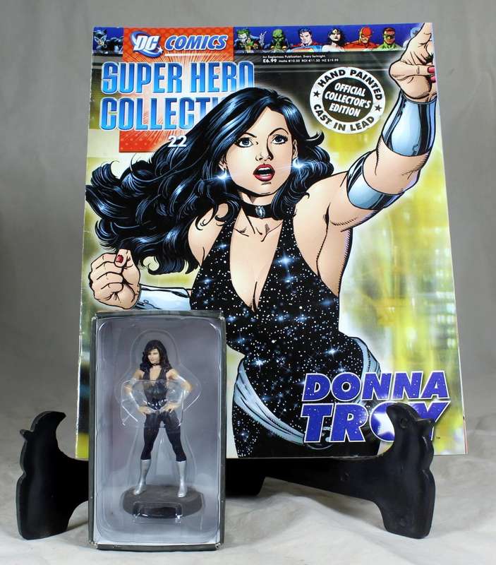 DC comics super hero collection special - lead, hand painted figurine with book - Donna Troy #22