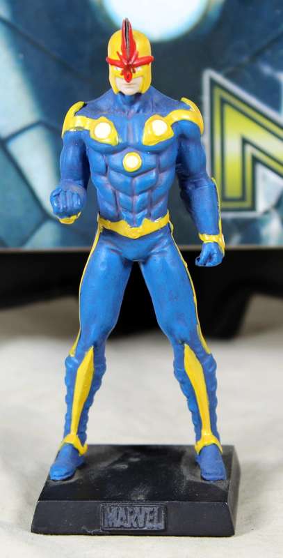 Classic Marvel - action figure and book - Nova