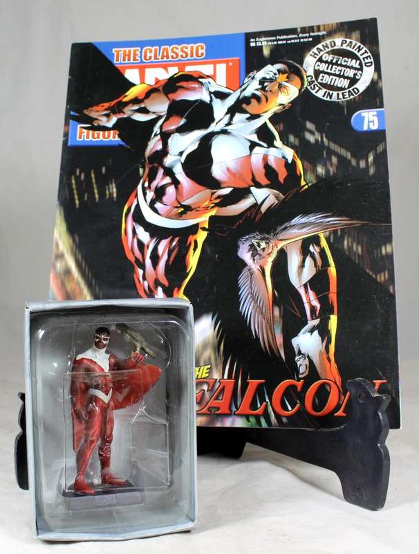 Classic Marvel - action figure and book - Falcon with Redwing