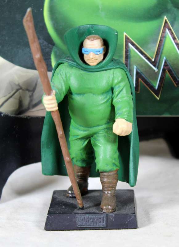 Classic Marvel - action figure and book - Mole man