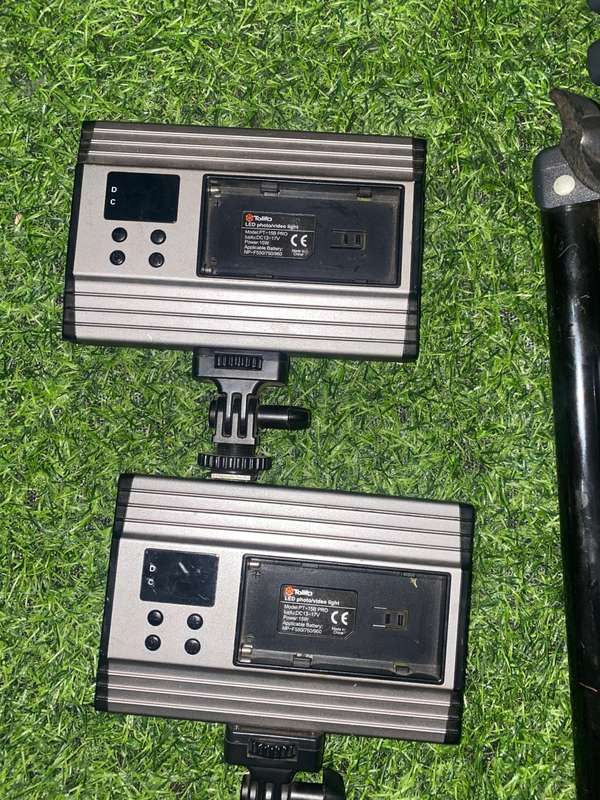 TOLIFO PT-15B Pro LED photo/video lights with tripod stands