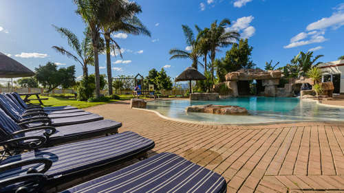 Break away to Formosa bay resort in Plettenberg bay. 2 Bedroom from 11-15Nov.