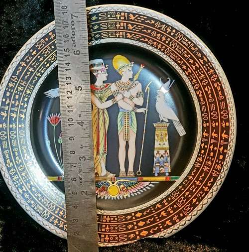 Queen Nefertiti & Akhenaten Porcelain Side Platemade by Magshoud Porcelain in Egypt.