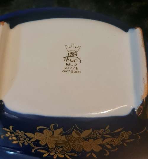 Vintage 1794 Thun Karlovarsky Porcelain Cobalt Blue and 24 carat Gold Trim, oblong dish