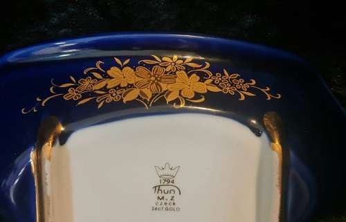 Vintage 1794 Thun Karlovarsky Porcelain Cobalt Blue and 24 carat Gold Trim, oblong dish