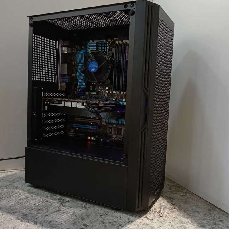 Intel i7-3770 w/RX580 4GB (FORTNITE PC)