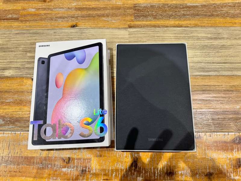 Samsung Tab S6 lite Bundle *Bargain*