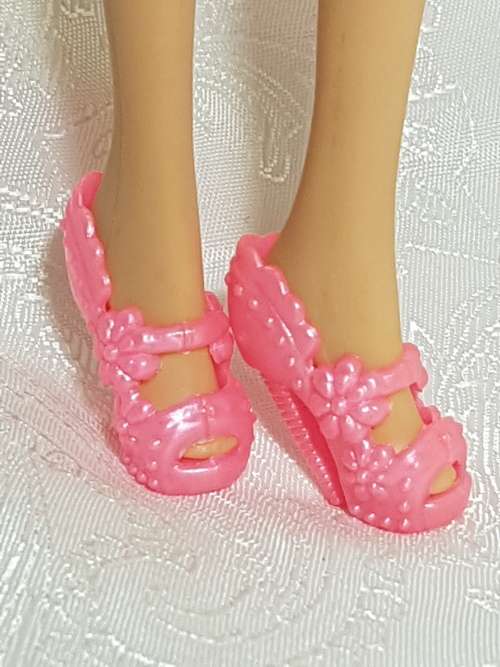 Pink shoes for Barbie dolls V
