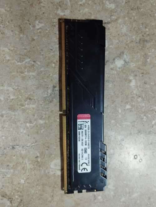 Hyperx 16 gig ddr4 ram stick