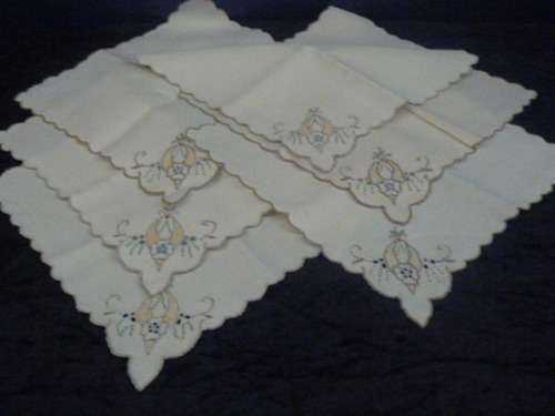SET OF 6  X VINTAGE COTTON SERVIETTES