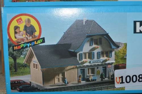 Kibri HO 9363 train station