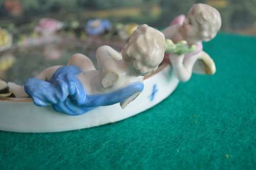 Lovely Sitzendorf German cherub mirror
