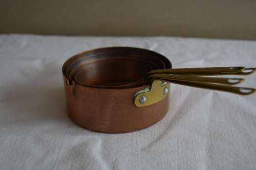OLD FUNCTIONAL COPPER MEASURING CUPS
