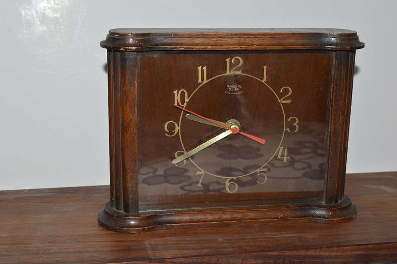 Art Deco Smiths Sectric England mantle clock