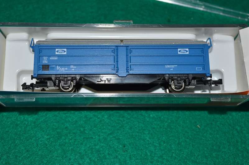 Roco n guage  transthermos carrier Ford 25093