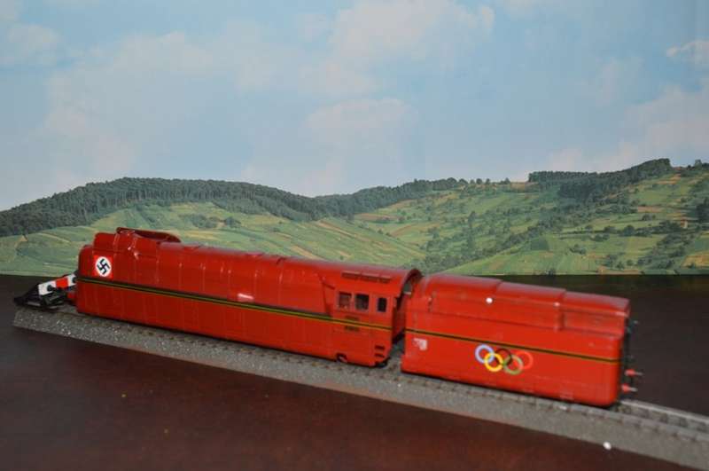HO  LILIPUT 105-01 DR BR05 4-6-4 1936 GERMAN LOCOMOTIVE W/OLYMPIC RINGS +