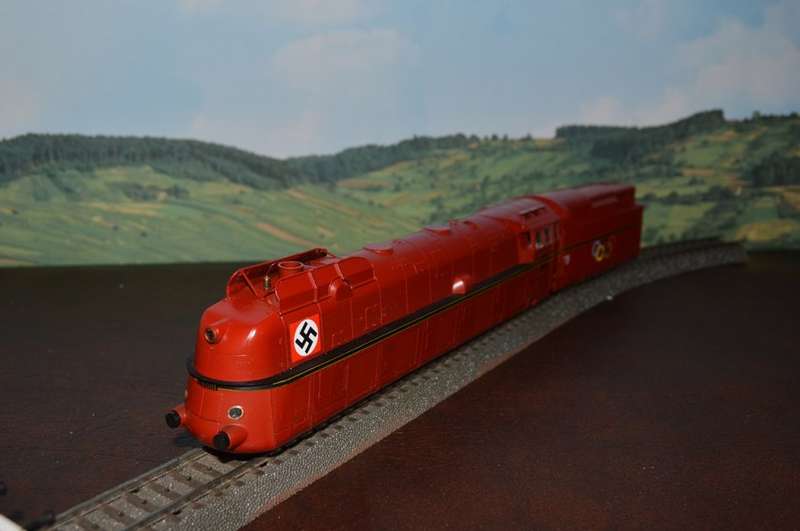HO  LILIPUT 105-01 DR BR05 4-6-4 1936 GERMAN LOCOMOTIVE W/OLYMPIC RINGS +
