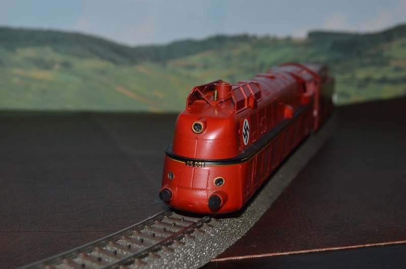 HO  LILIPUT 105-01 DR BR05 4-6-4 1936 GERMAN LOCOMOTIVE W/OLYMPIC RINGS +