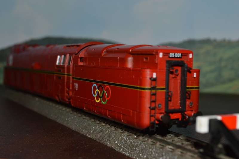 HO  LILIPUT 105-01 DR BR05 4-6-4 1936 GERMAN LOCOMOTIVE W/OLYMPIC RINGS +