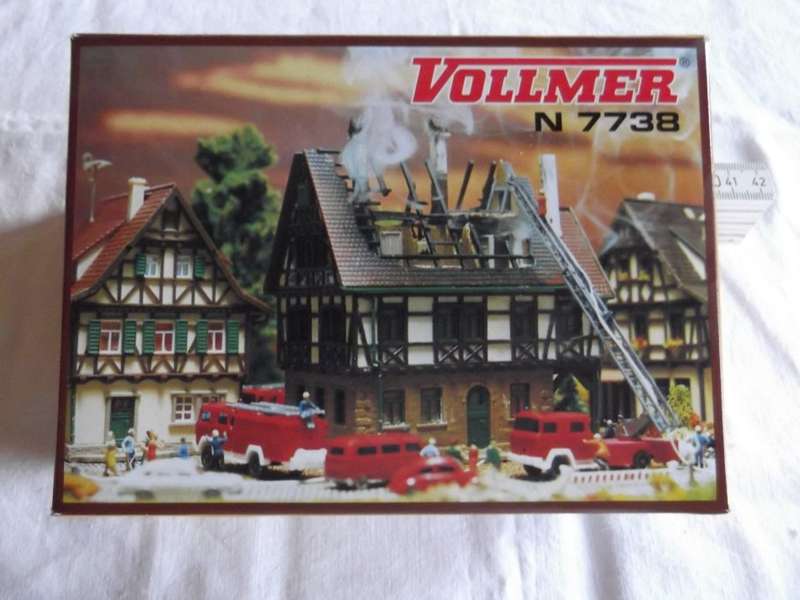 VOLLMER N GUAGE 7738 BURNING HOUSE NEW IN BOX