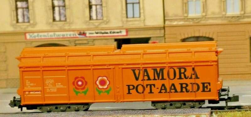 Roco n nuage transport coach vamora pot-aarde