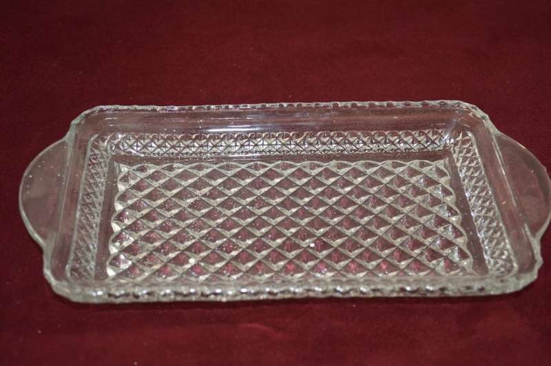 A pair of nice detailed glass dished