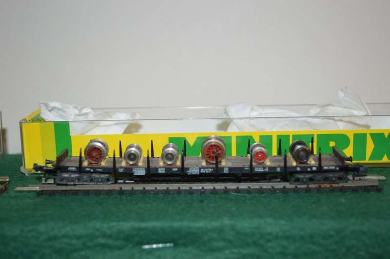 mini trix N guage 13566 Bogie transporter