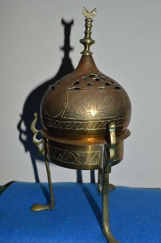3 legged incence burner brass