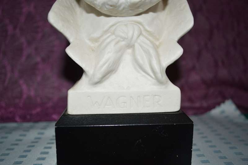Ceramic sculpture by Goebel Gerard Bochmann - bust of the composer Richard Wagner Germany Art, perio