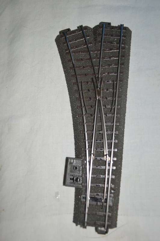 Marklin  C track 24611 left hand turn out
