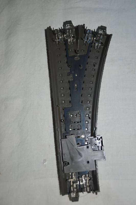 Marklin  C track 24611 left hand turn out