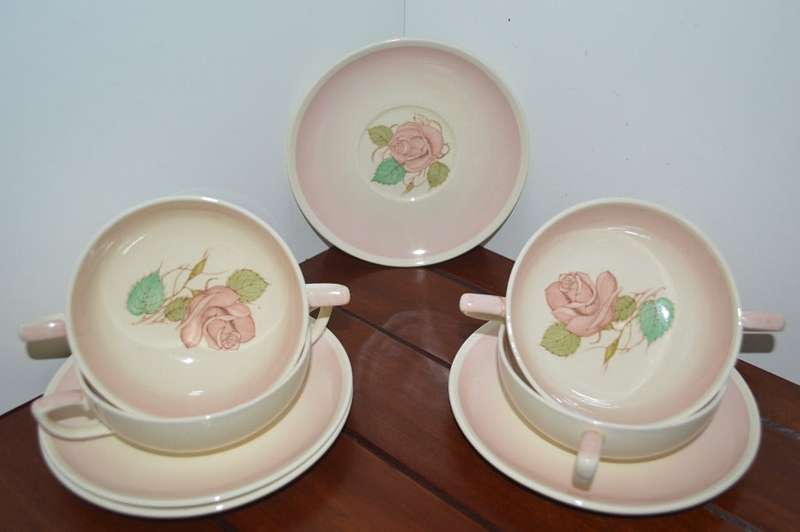 SUSIE COOPER CROWN WORKS BURSLEM SET OF X 4 REDUCED