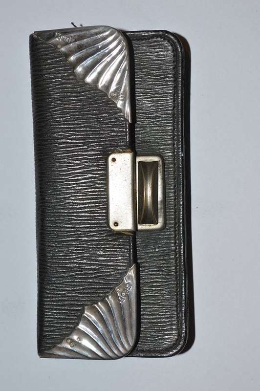 Edwardian (1901) Solid Sterling Silver Mount Leather Wallet Purse Pocket Coin Stamp Case.