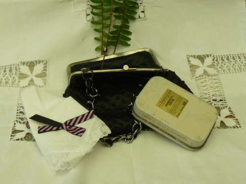 BEADDED CLUTCH BAG AND EXTRAS