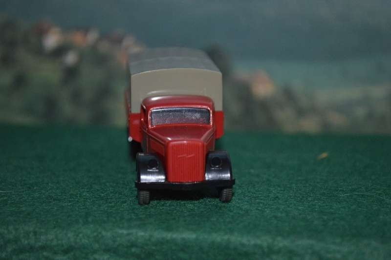 Wiking HO 3350 delivery truck OPEL BLITZ