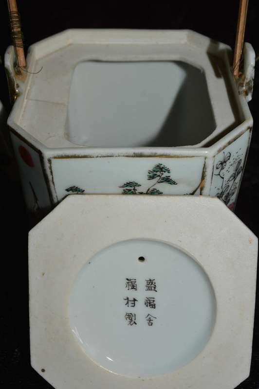 Very old Chinese porcelain tea pot