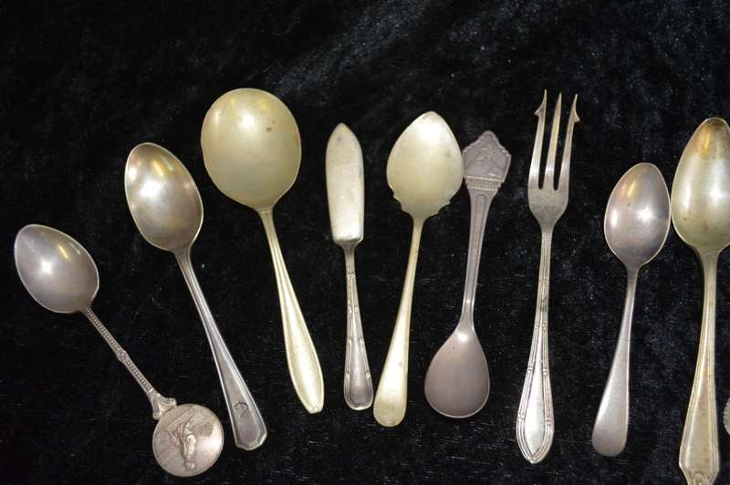 11 assorted spoons, van Riebeeck, shefield etc