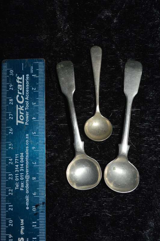 3 small slat or sugar spoons turners encore silver