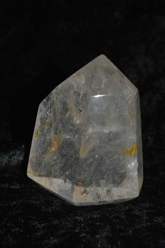 Quartz obelisk generator 10x9cm