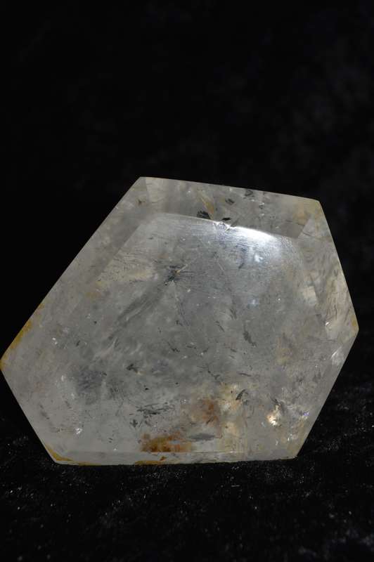 Quartz obelisk generator 10x9cm