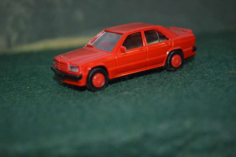 Herpa HO 190E Mercedes red