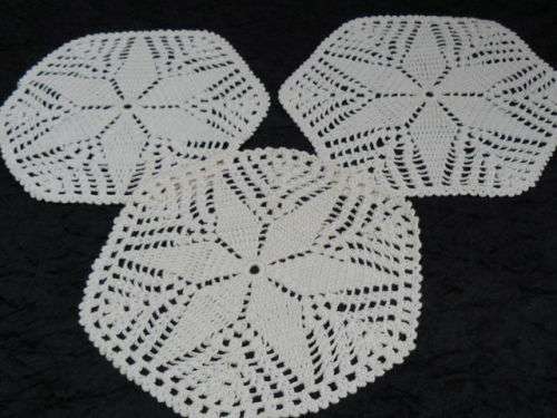 3 PIECE DOILIE SET