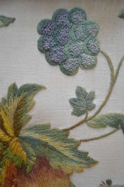 Absolutly stunning cotton and wool crewel embroidered fabric picture 73x50cm