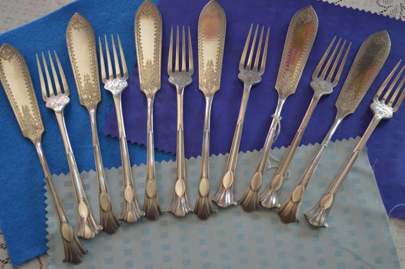 Mappin and Webb Princes plate beautiful detail and design fish knives and forks 12pce