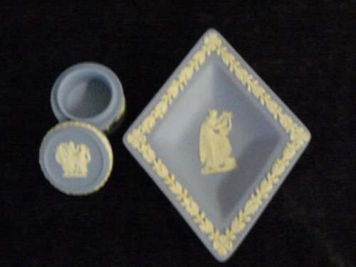 2 X WEDGWOOD ITEMS