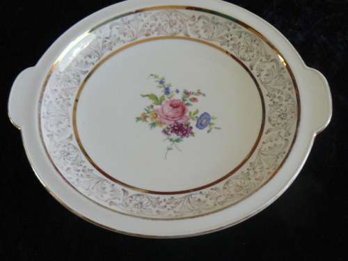 PLATTER ALKA BAVARIA STAMPED WITH GOLD PATTERN AND RIM 29.5 CM